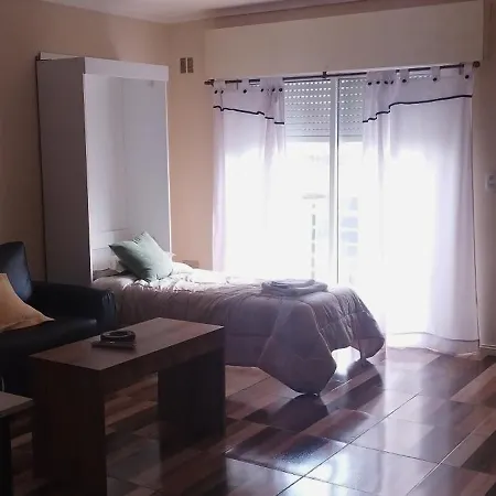Comodo Depto En San Nicolas De Los Arroyos Con Cochera 0341-15-675-22-36 Exterior photo